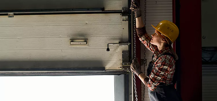 Addressing Common Garage Door Stoppage Issues in Spring Valley, NV